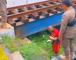 Terjaring Razia Satpol PP Bojonegoro, Pengamen Sembunyi di Kolong Jembatan