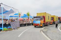 Dilepas dari Mapolda Sumut, Kapolri Kirim 22 Kontainer Bantuan untuk Korban Bencana di Sumatera