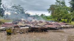 Nekat Selamatkan Ternak Kambing dari Kebakaran Rumah, Sekujur Tubuh Pria Ini Terbakar
