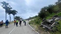 Tragis! Suzuki Carry Terjun Bebas di Turunan Curam Nunkolo, Dua IRT Tewas Mengenaskan