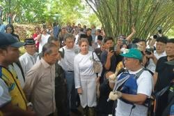Menteri LH Pimpin Aksi Bersih Kali Cikeas: Tekankan Penataan Sungai untuk Atasi Banjir Bekasi