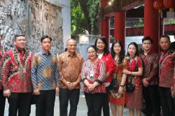 Wapres Gibran Melihat Rangkaian Imlek di klenteng Sam Poo Kong, Perkuat Sinergi Pemerintah Pusat dan