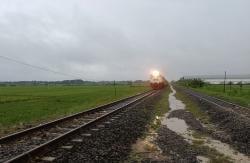 Update Dampak Banjir di Jalur KA Tegowanu-Brumbung, Perjalanan Kereta Kembali Normal