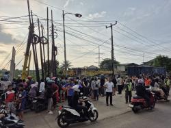 Dishub Karawang Tutup Permanen Akses Jalan Turunan Bendasari Usai Truk Kontainer Tewaskan Tiga Orang