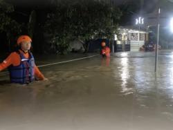 Sungai Babon Meluap, Banjir Rendam Sejumlah Perumahan di Semarang Atas