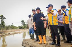 Gubernur Jateng Tergetkan Perbaikan Jalan Putus dan Tanggul Selesai Seminggu dan Bisa Dilewati