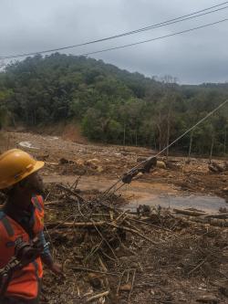 Pascabanjir dan Longsor, Pemulihan Listrik Dikebut di Tapteng dan Humbahas