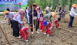 768 Sekolah di Pangandaran 'Serbu Lahan'! 143 Ribu Bibit Jagung Hibrida Ditanam Serentak