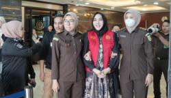 Ratu Emas Mira Hayati Dieksekusi Jaksa, Terpidana Kasus Kosmetik Ilegal Divonis 2 Tahun