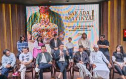 Oki Rengga dan Mikha Tambayong jadi Adik Kakak, Kocak di Film Gak Ada Matinya!