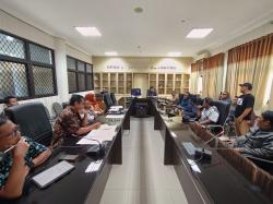 DPRD Karawang Gelar RDP Bersama Bakul Nelayan, Bahas Penerapan Aturan Baru