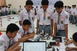 Siswa SMA/SMK/MA Se-Bojonegoro Ditantang Adu Cerdas di Robotic Challenge 2026, Catat Waktunya
