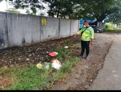 Sampah Liar di Tembok Terminal Gadingrejo Jadi Sorotan, Pemerintah Beri Imbauan Tegas