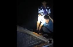 Kepergok Nyolong, Pria Kabur Naik Genteng Toko Sembako di Lebak, Nyaris Diamuk Warga