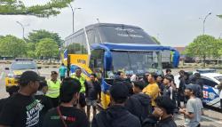Kawal Bonek Menuju Jepara, Polres Sragen Perketat Pengamanan di Rest Area Tol
