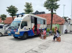 Error Jaringan Lumpuhkan Layanan SIM Keliling, Antrean Warga di Kudus Membeludak