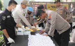 Cegah Terlibat Narkoba, Personel Polresta Tangerang Tes Urine Mendadak