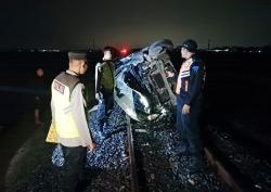 Daihatsu Sigra Tertabrak KA Pandalungan di Tegowanu Grobogan, Tiga Orang Tewas