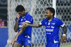 Persib Bintang 5 saat Libas Madura United 5-0, Takhta Super League Aman