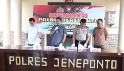 Polisi Ringkus Pengedar Narkoba di Jeneponto, 150 Gram Sabu Disita
