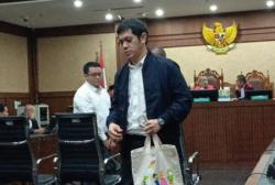 Sidang saat Sahur, Kerry Anak Riza Chalid Divonis 15 Tahun dan Uang Pengganti Rp2,9 Triliun