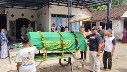 Jasad Balita yang Hilang Misterius Ditemukan Mengapung di Kolam Bekas Galian