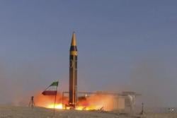 Iran Luncurkan Serangan Balasan Rudal dan Drone ke Israel, Ketegangan Timur Tengah Memanas