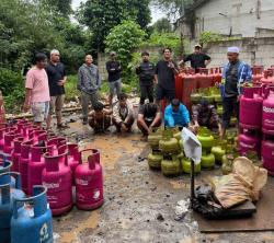 Bareskrim Polri Bongkar Pengoplosan LPG 3 Kg di Rumpin Bogor, 5 Pelaku Ditangkap