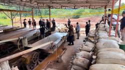 Polisi Gerebek Pengolahan Timah Ilegal di Belitung, 7 Orang Ditangkap