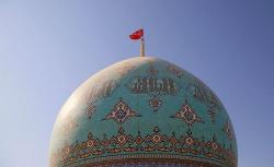 Simbol Balas Dendam Dikibarkan di Qom, Ketegangan Timur Tengah Kian Menguat