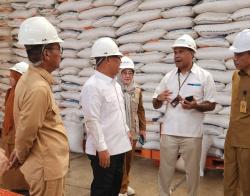 Wagub Kepri Pastikan Stok Beras Aman hingga Idulfitri 2026, Bulog Siapkan 6.700 Ton