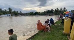 Situ Cilembun Lebak Diserbu Warga Saat Ramadan, Ngabuburit Sambil Berburu Takjil Jadi Favorit
