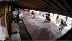 Aksi Brutal Menunggu Sahur, Pemuda di Sukaresmi Diserang Gerombolan Geng Bermotor