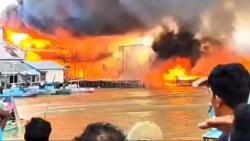 Kebakaran Hebat Hanguskan Kawasan Padat di Concong Inhil: Puluhan Rumah dan Mapolsek Concong Ludes