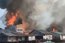 Restoran Ikonik Bali House di Serpong Ludes Rata dengan Tanah, 2 Petugas Damkar Tumbang!