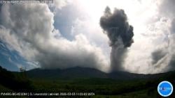 Breaking News: Gunung Lewotobi Laki-Laki Erupsi, Kolom Abu Capai 1.000 Meter
