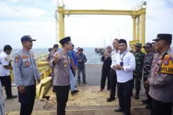 Antisipasi Kedatangan 10 Ribu Pemudik, Petugas Tambah Pospam Di Pelabuhan Jangkar