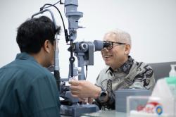 Tekan Angka Kebutaan, Puluhan Warga Kurang Mampu di Medan Jalani Operasi Katarak Gratis