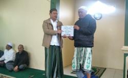 Safari Ramadan, PT Daya Mas Geopatra Bagi Bantuan ke Warga Sekitar