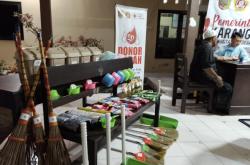 Unik, Donor Darah di Desa Karang Duren Jember Berhadiah Sapu hingga Minyak Goreng