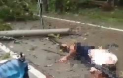 Tragis, Tiang Listrik Roboh Menimpa Pengendara Motor di Jalan Rayan Bantarbolang Pemalang