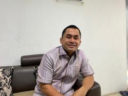 Konflik Global Memanas, Kepulangan Jamaah Umrah di Karawang Alami Penundaan