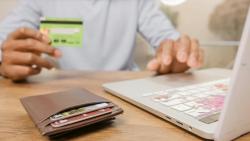 Keamanan Digital Jadi Sorotan di Tengah Lonjakan Transaksi Perbankan Online