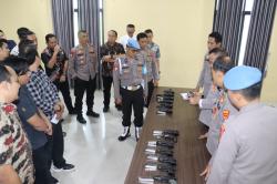 Sidak Senpi di Polres Pringsewu, Kondisi Fisik hingga Amunisi Dicek Secara Menyeluruh