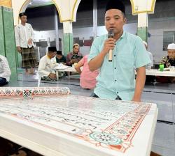 Cerita Inspiratif dari Lapas Banyuwangi, Warga Binaan Tulis Al-Quran Raksasa Selama 10 Bulan