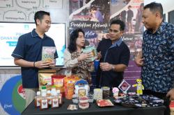 Rezeki Nomplok! Puluhan Ibu-Ibu UMKM Jabodetabek Dapat Kucuran Modal Dana Segar