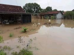 Tragedi Banjir Bandar Lampung: Bocah 10 Tahun dan Pria Tanpa Identitas Ditemukan Tewas