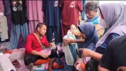 Pasar Sandang Jatibarang Ramai Diserbu Pembeli, Penjualan Pedagang Naik Drastis