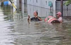 10 Titik di Bekasi Terendam Banjir, Jatiasih Paling Parah Air Capai 1,9 Meter