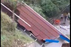 Gedung SMP Muhammadiyah Cilibur Brebes Ambruk Terseret Longsor